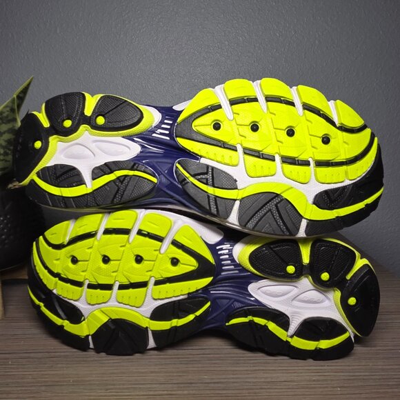 NEW!!! Saucony ProGrid Omni 9 Running Performance Sneakers – Size: W8.5/M7 - Picture 11 of 12